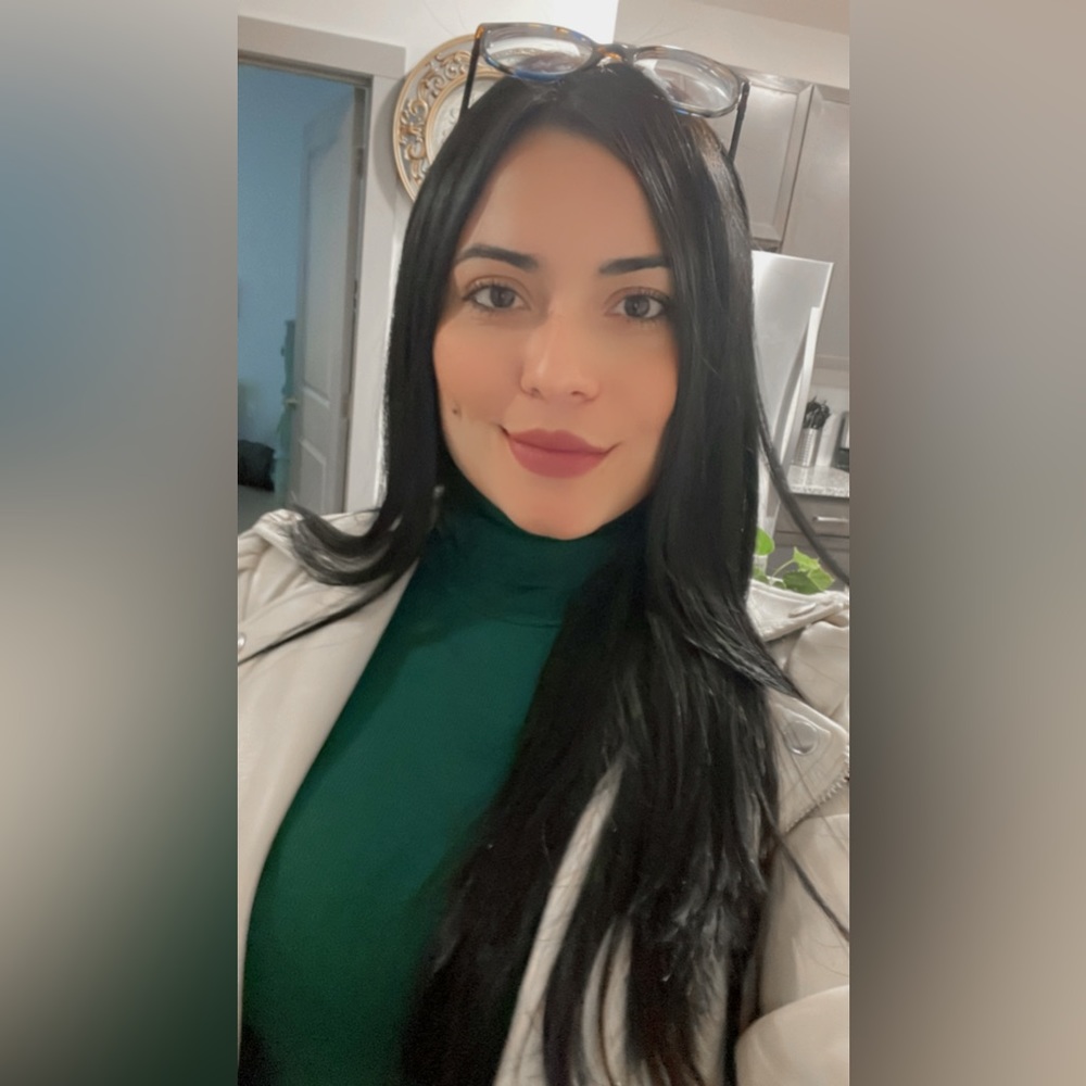 Meet your Posher, Luisa fernanda